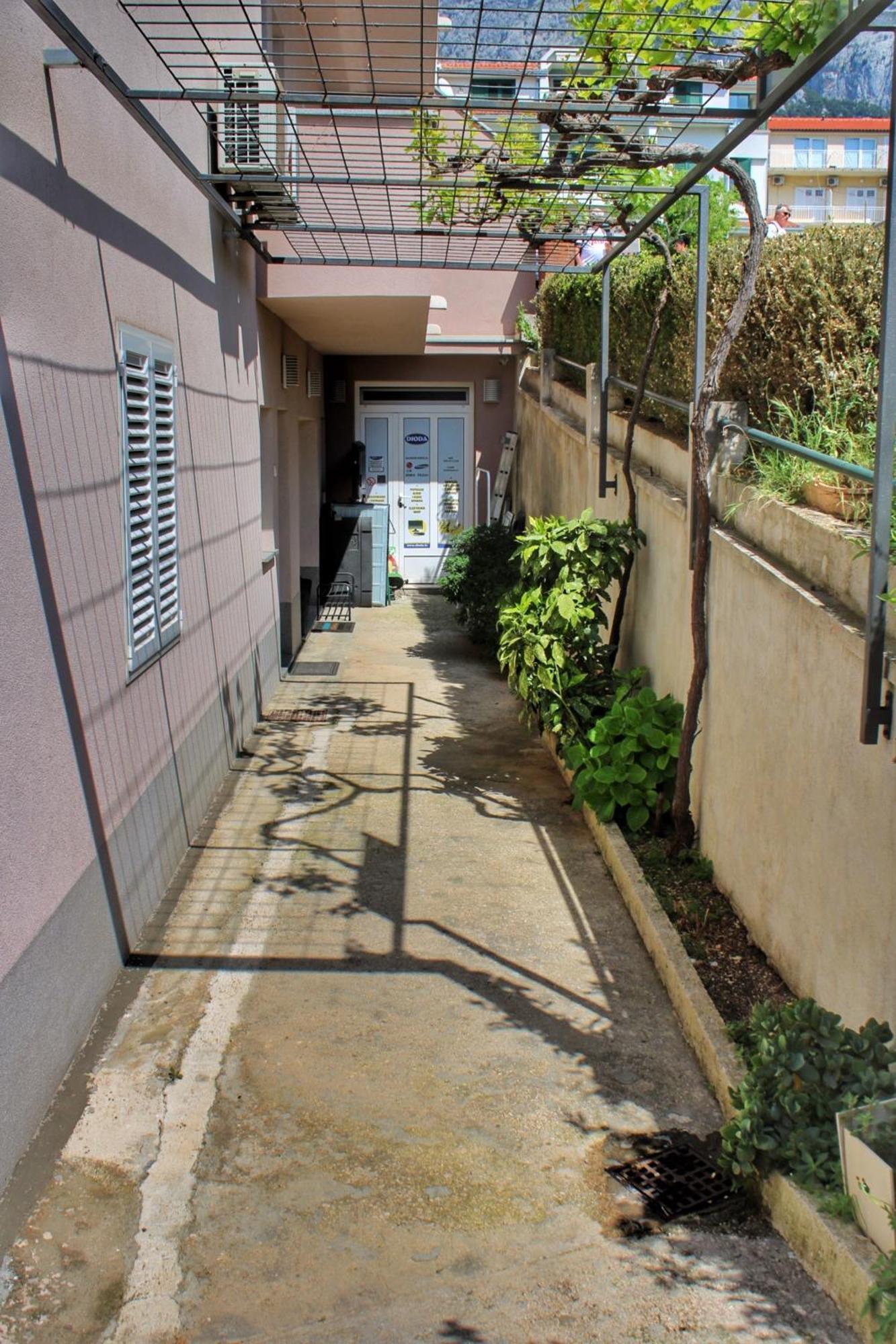 Studio Laura-Spacious Studio On The Main Beach Makarska Dış mekan fotoğraf